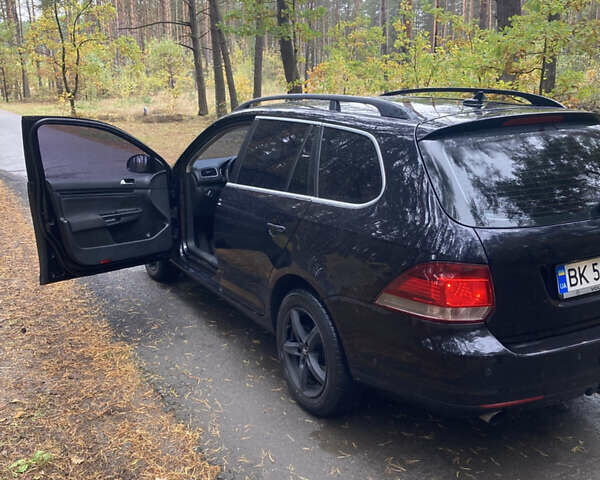 Черный Фольксваген Гольф, объемом двигателя 1.6 л и пробегом 269 тыс. км за 6600 $, фото 14 на Automoto.ua