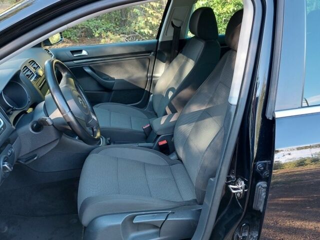 Чорний Фольксваген Гольф, об'ємом двигуна 1.6 л та пробігом 193 тис. км за 8200 $, фото 2 на Automoto.ua