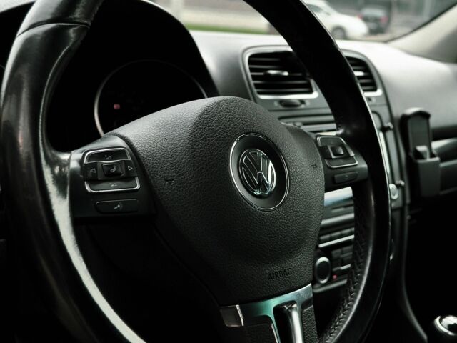 Чорний Фольксваген Гольф, об'ємом двигуна 1.6 л та пробігом 320 тис. км за 7200 $, фото 7 на Automoto.ua