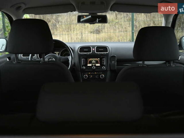 Черный Фольксваген Гольф, объемом двигателя 1.97 л и пробегом 275 тыс. км за 8850 $, фото 43 на Automoto.ua