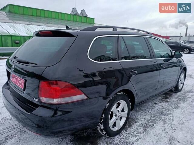 Черный Фольксваген Гольф, объемом двигателя 1.4 л и пробегом 210 тыс. км за 7899 $, фото 5 на Automoto.ua