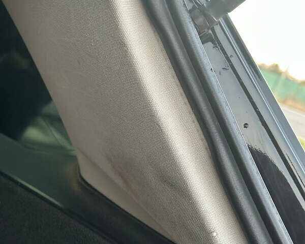 Черный Фольксваген Гольф, объемом двигателя 2 л и пробегом 240 тыс. км за 8600 $, фото 24 на Automoto.ua