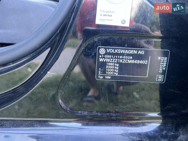 Черный Фольксваген Гольф, объемом двигателя 1.6 л и пробегом 250 тыс. км за 9650 $, фото 16 на Automoto.ua