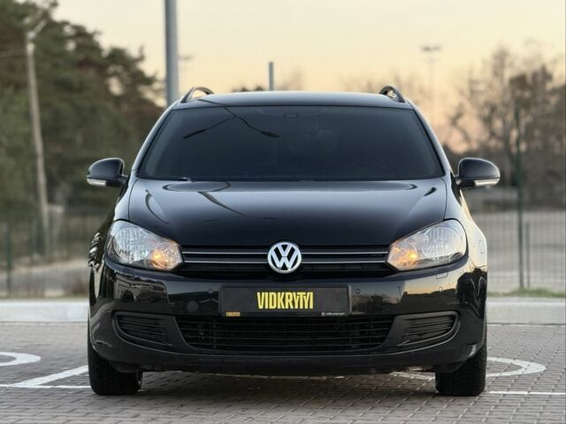 Черный Фольксваген Гольф, объемом двигателя 1.6 л и пробегом 209 тыс. км за 8950 $, фото 2 на Automoto.ua