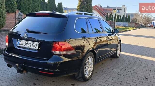 Черный Фольксваген Гольф, объемом двигателя 1.39 л и пробегом 220 тыс. км за 7850 $, фото 6 на Automoto.ua