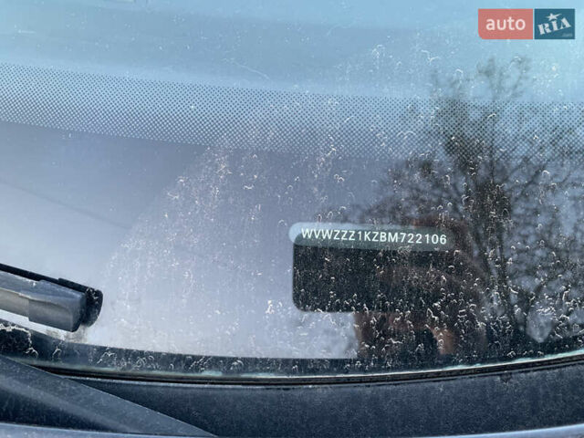 Черный Фольксваген Гольф, объемом двигателя 1.39 л и пробегом 260 тыс. км за 7800 $, фото 15 на Automoto.ua