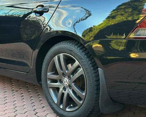 Черный Фольксваген Гольф, объемом двигателя 1.4 л и пробегом 173 тыс. км за 8200 $, фото 4 на Automoto.ua