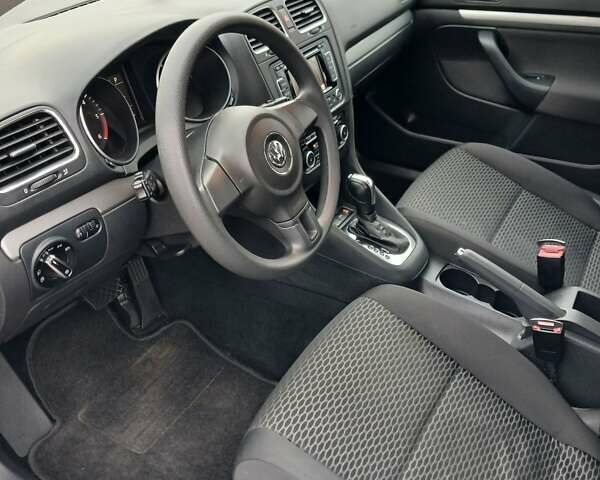 Чорний Фольксваген Гольф, об'ємом двигуна 1.6 л та пробігом 284 тис. км за 8999 $, фото 14 на Automoto.ua