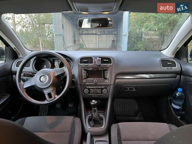 Чорний Фольксваген Гольф, об'ємом двигуна 1.97 л та пробігом 284 тис. км за 8300 $, фото 14 на Automoto.ua