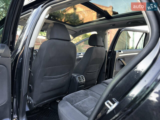 Черный Фольксваген Гольф, объемом двигателя 1.97 л и пробегом 250 тыс. км за 8800 $, фото 25 на Automoto.ua
