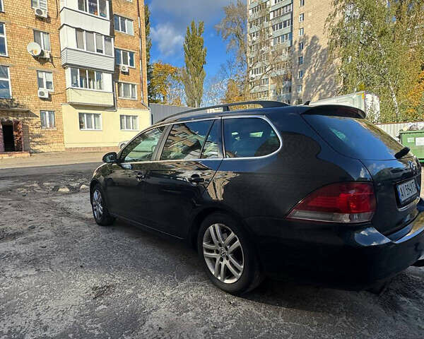 Черный Фольксваген Гольф, объемом двигателя 1.6 л и пробегом 240 тыс. км за 8300 $, фото 1 на Automoto.ua