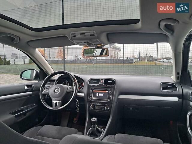 Чорний Фольксваген Гольф, об'ємом двигуна 1.6 л та пробігом 294 тис. км за 7800 $, фото 3 на Automoto.ua