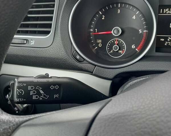 Чорний Фольксваген Гольф, об'ємом двигуна 1.6 л та пробігом 284 тис. км за 8999 $, фото 29 на Automoto.ua