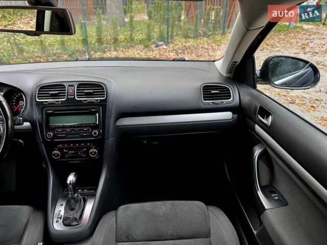 Чорний Фольксваген Гольф, об'ємом двигуна 2 л та пробігом 220 тис. км за 9699 $, фото 52 на Automoto.ua