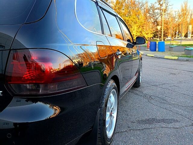 Черный Фольксваген Гольф, объемом двигателя 1.6 л и пробегом 198 тыс. км за 8000 $, фото 5 на Automoto.ua