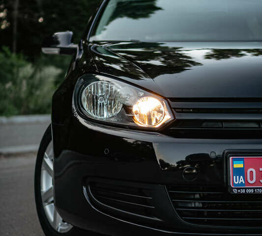 Чорний Фольксваген Гольф, об'ємом двигуна 1.6 л та пробігом 284 тис. км за 7500 $, фото 3 на Automoto.ua