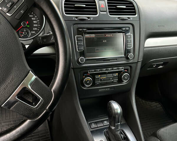 Фольксваген Гольф 2011 в Виннице на Automoto.ua Черный Фольксваген Гольф, объемом двигателя 1.97 л и пробегом 238 тыс. км за 9400 $, фото 8 на Automoto.ua