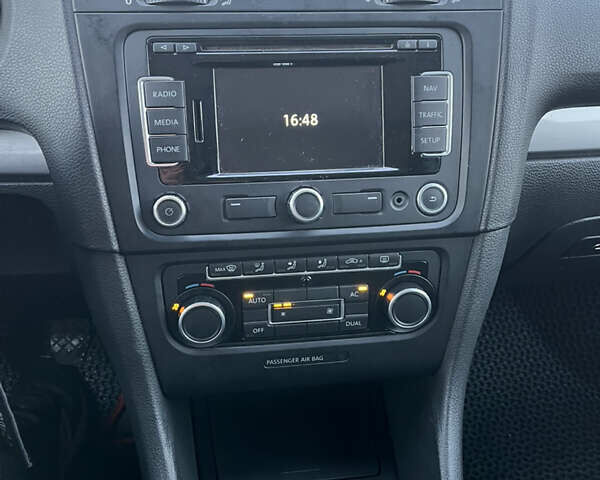 Чорний Фольксваген Гольф, об'ємом двигуна 1.6 л та пробігом 283 тис. км за 7700 $, фото 8 на Automoto.ua