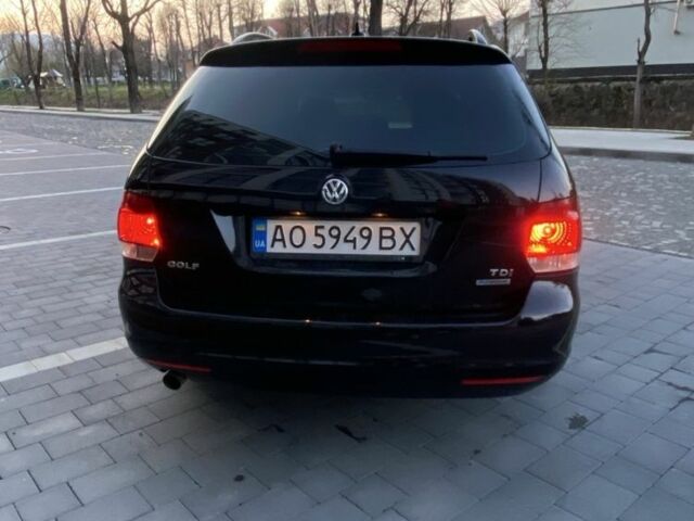 Фольксваген Гольф 2011 в Сваляве на Automoto.ua Черный Фольксваген Гольф, объемом двигателя 1.6 л и пробегом 246 тыс. км за 7900 $, фото 3 на Automoto.ua