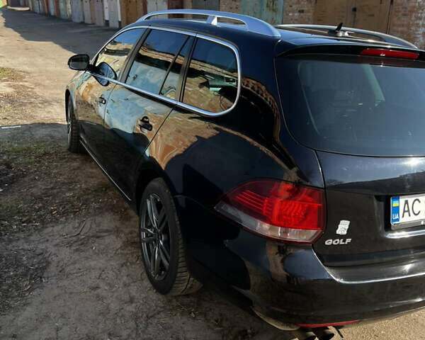 Черный Фольксваген Гольф, объемом двигателя 1.39 л и пробегом 260 тыс. км за 6400 $, фото 4 на Automoto.ua