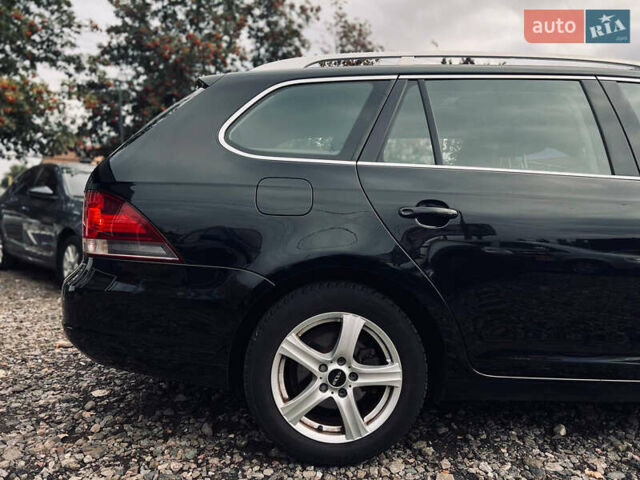 Чорний Фольксваген Гольф, об'ємом двигуна 1.39 л та пробігом 250 тис. км за 8800 $, фото 23 на Automoto.ua