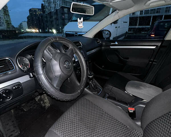 Чорний Фольксваген Гольф, об'ємом двигуна 1.6 л та пробігом 267 тис. км за 7000 $, фото 5 на Automoto.ua