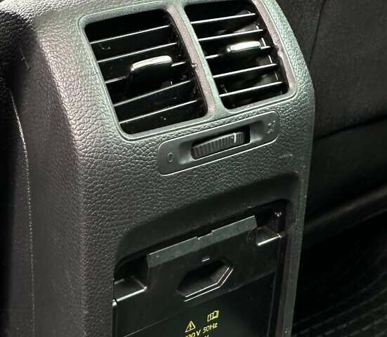 Фольксваген Гольф 2011 в Виннице на Automoto.ua Черный Фольксваген Гольф, объемом двигателя 1.97 л и пробегом 238 тыс. км за 9400 $, фото 17 на Automoto.ua