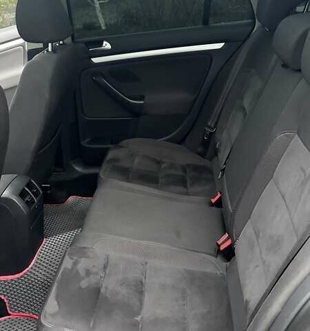 Чорний Фольксваген Гольф, об'ємом двигуна 1.6 л та пробігом 279 тис. км за 8500 $, фото 6 на Automoto.ua