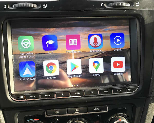 Черный Фольксваген Гольф, объемом двигателя 1.6 л и пробегом 221 тыс. км за 6999 $, фото 9 на Automoto.ua
