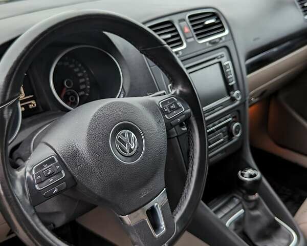 Чорний Фольксваген Гольф, об'ємом двигуна 1.6 л та пробігом 226 тис. км за 8300 $, фото 13 на Automoto.ua