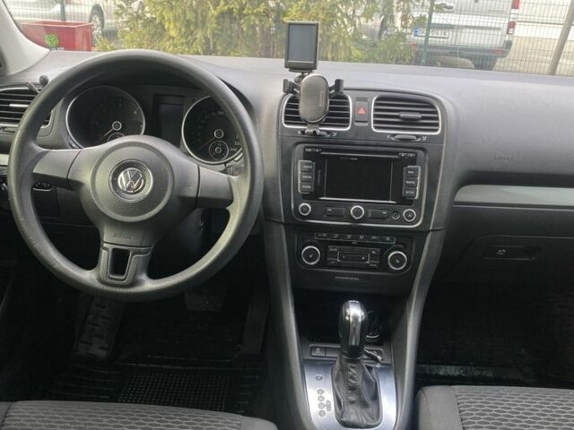 Чорний Фольксваген Гольф, об'ємом двигуна 1.6 л та пробігом 259 тис. км за 8400 $, фото 4 на Automoto.ua