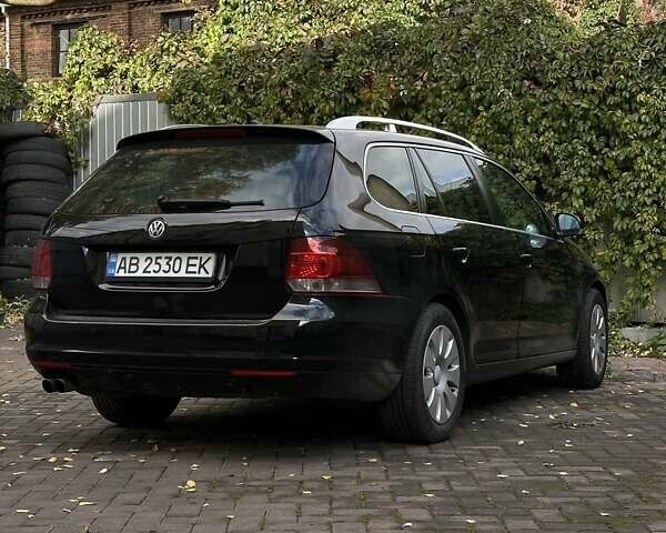 Фольксваген Гольф 2011 в Виннице на Automoto.ua Черный Фольксваген Гольф, объемом двигателя 1.97 л и пробегом 238 тыс. км за 9400 $, фото 4 на Automoto.ua