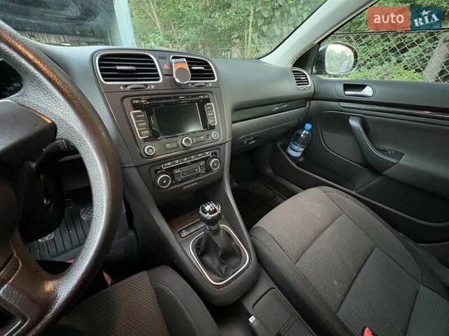 Чорний Фольксваген Гольф, об'ємом двигуна 1.97 л та пробігом 284 тис. км за 8300 $, фото 4 на Automoto.ua