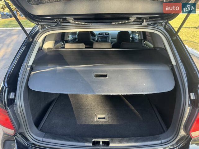 Черный Фольксваген Гольф, объемом двигателя 1.6 л и пробегом 203 тыс. км за 8300 $, фото 20 на Automoto.ua