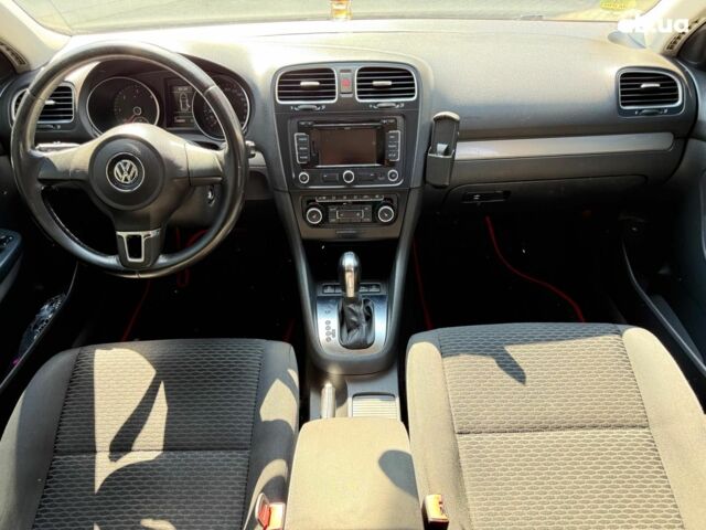 Черный Фольксваген Гольф, объемом двигателя 1.6 л и пробегом 200 тыс. км за 8990 $, фото 11 на Automoto.ua