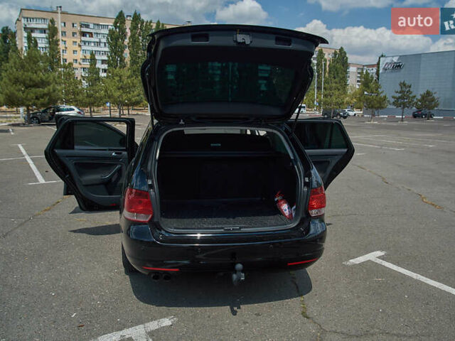 Чорний Фольксваген Гольф, об'ємом двигуна 1.39 л та пробігом 220 тис. км за 7500 $, фото 21 на Automoto.ua