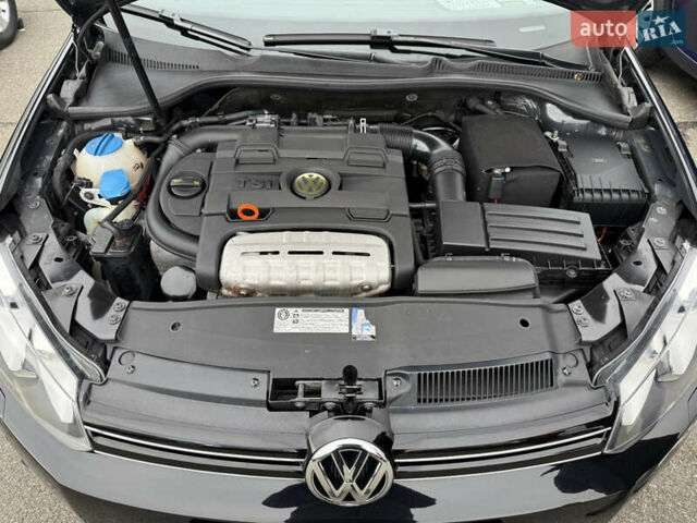 Черный Фольксваген Гольф, объемом двигателя 1.39 л и пробегом 190 тыс. км за 8500 $, фото 23 на Automoto.ua