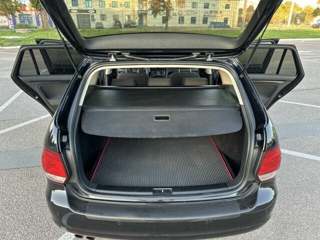 Черный Фольксваген Гольф, объемом двигателя 2 л и пробегом 184 тыс. км за 8700 $, фото 17 на Automoto.ua