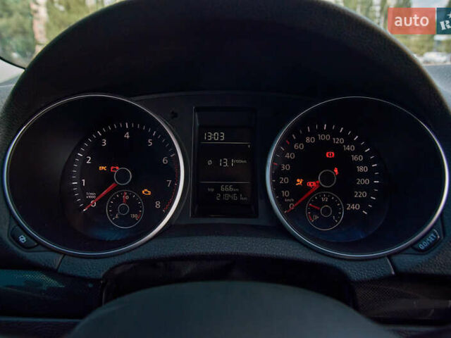 Чорний Фольксваген Гольф, об'ємом двигуна 1.39 л та пробігом 220 тис. км за 7500 $, фото 27 на Automoto.ua