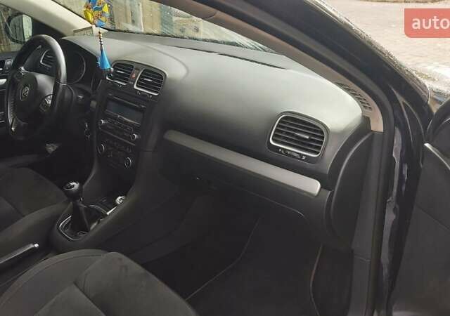 Чорний Фольксваген Гольф, об'ємом двигуна 1.39 л та пробігом 237 тис. км за 7500 $, фото 16 на Automoto.ua