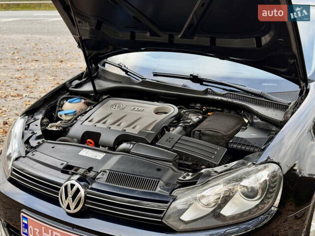 Чорний Фольксваген Гольф, об'ємом двигуна 2 л та пробігом 220 тис. км за 9699 $, фото 69 на Automoto.ua