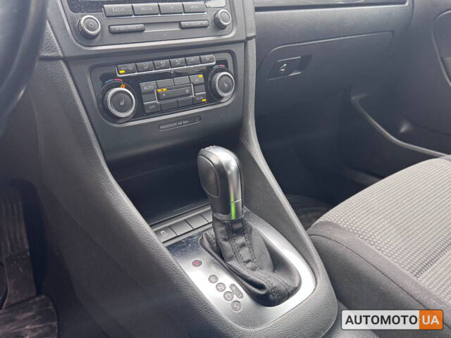 Чорний Фольксваген Гольф, об'ємом двигуна 1.4 л та пробігом 269 тис. км за 8300 $, фото 10 на Automoto.ua