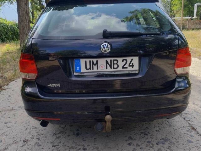 Черный Фольксваген Гольф, объемом двигателя 1.6 л и пробегом 253 тыс. км за 7000 $, фото 3 на Automoto.ua