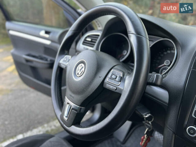 Черный Фольксваген Гольф, объемом двигателя 1.97 л и пробегом 250 тыс. км за 8800 $, фото 10 на Automoto.ua