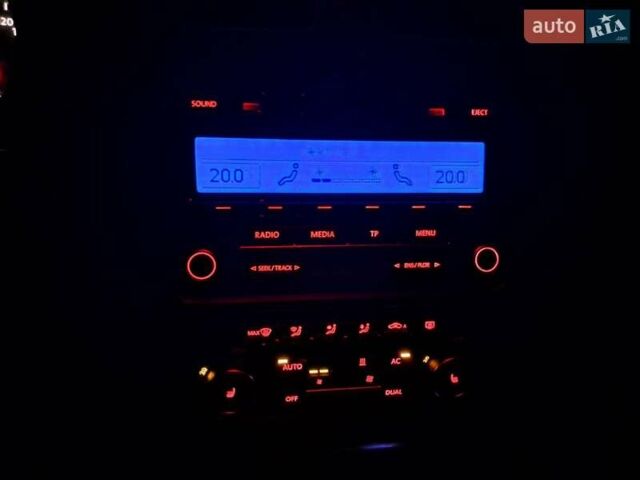 Чорний Фольксваген Гольф, об'ємом двигуна 1.39 л та пробігом 237 тис. км за 7500 $, фото 9 на Automoto.ua