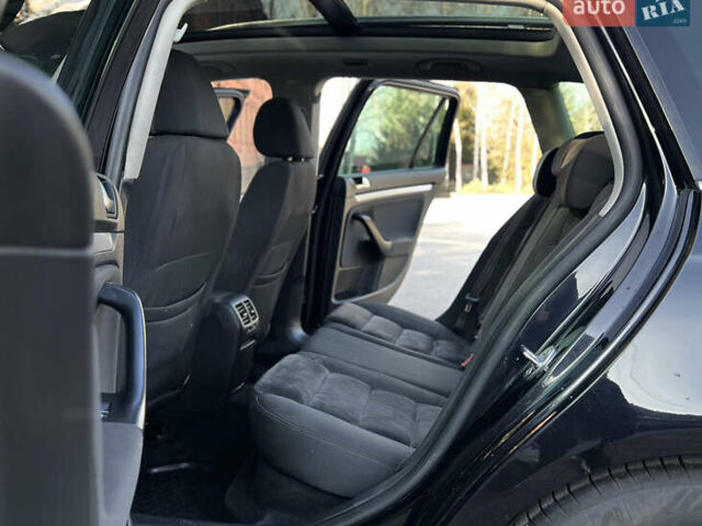 Черный Фольксваген Гольф, объемом двигателя 1.97 л и пробегом 250 тыс. км за 8800 $, фото 27 на Automoto.ua