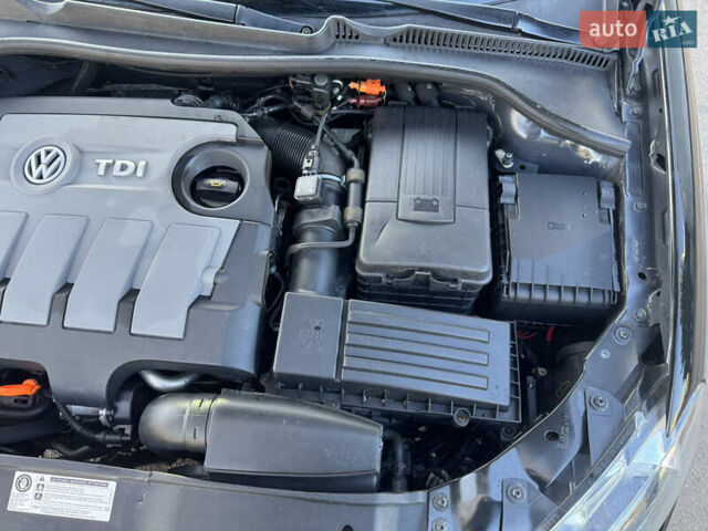 Черный Фольксваген Гольф, объемом двигателя 1.6 л и пробегом 203 тыс. км за 8300 $, фото 32 на Automoto.ua