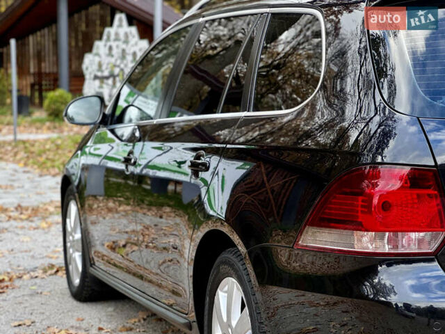 Чорний Фольксваген Гольф, об'ємом двигуна 2 л та пробігом 220 тис. км за 9699 $, фото 22 на Automoto.ua