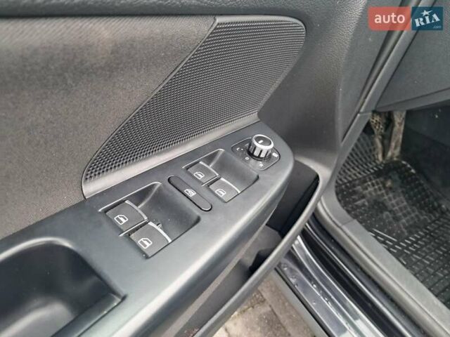 Чорний Фольксваген Гольф, об'ємом двигуна 1.6 л та пробігом 294 тис. км за 7800 $, фото 23 на Automoto.ua