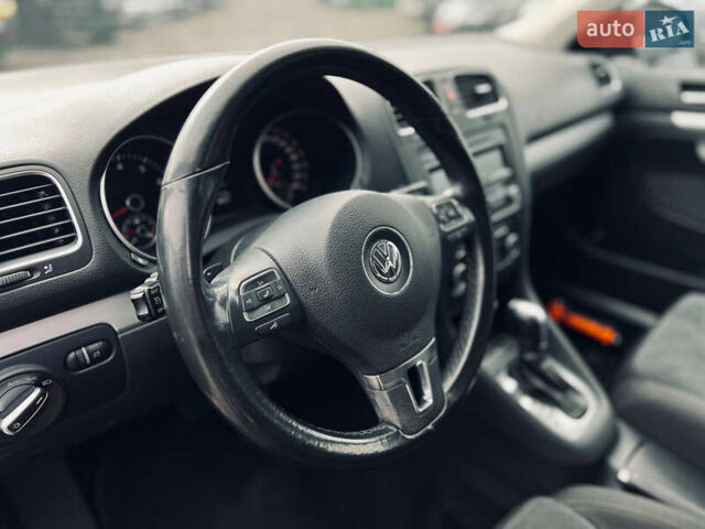 Чорний Фольксваген Гольф, об'ємом двигуна 1.39 л та пробігом 250 тис. км за 8800 $, фото 13 на Automoto.ua